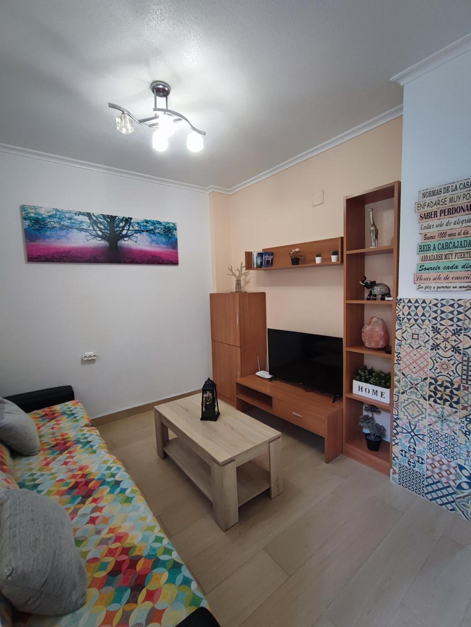 Nueva Casita De Colores Elche Extérieur photo